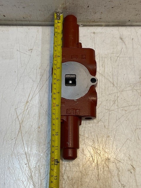 Kubota Spool Valve Block Section Z29 | F1C | 11-3/4" L Hydraulic Control Valve