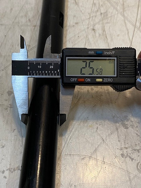 International Clutch Release Lever Rod 487680C1 | 21" Long 13mm Hole 26mm OD