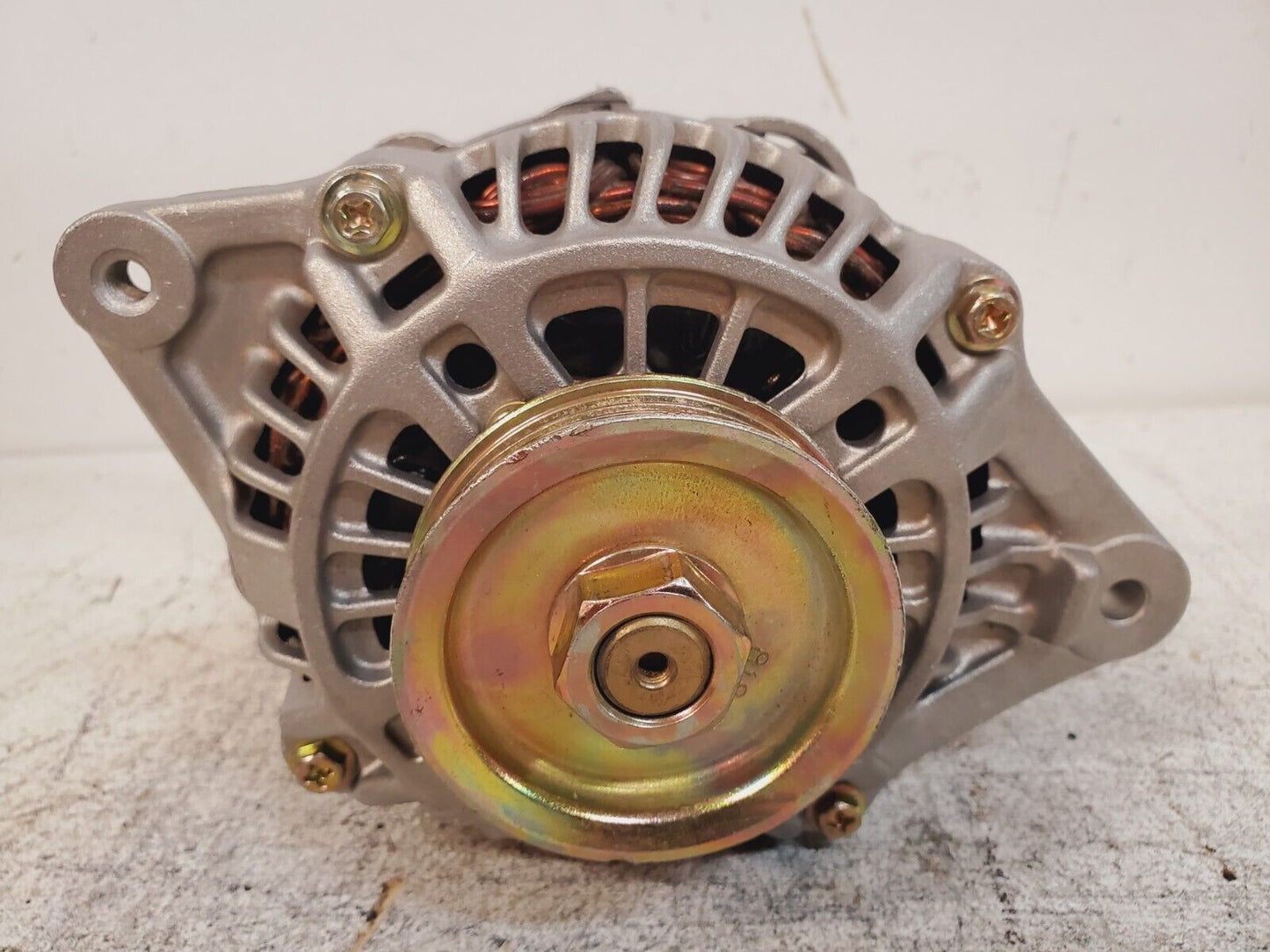 Remanufactured Alternator 14242 | 15913 | 818