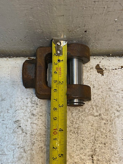 Female Rod Clevis RC-0750 | 3-1/8" Long 2-7/8" Wide 19mm Rod 17mm Bore