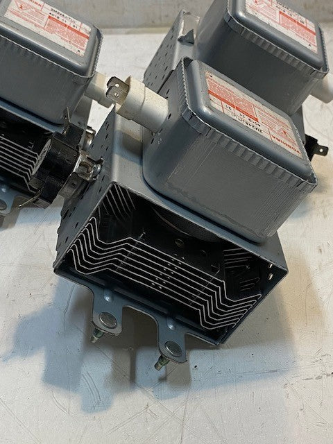 3 Quantity of Toshiba 2M248J(TU) 4019 11 31 Microwave Magnetrons (3 Quantity)