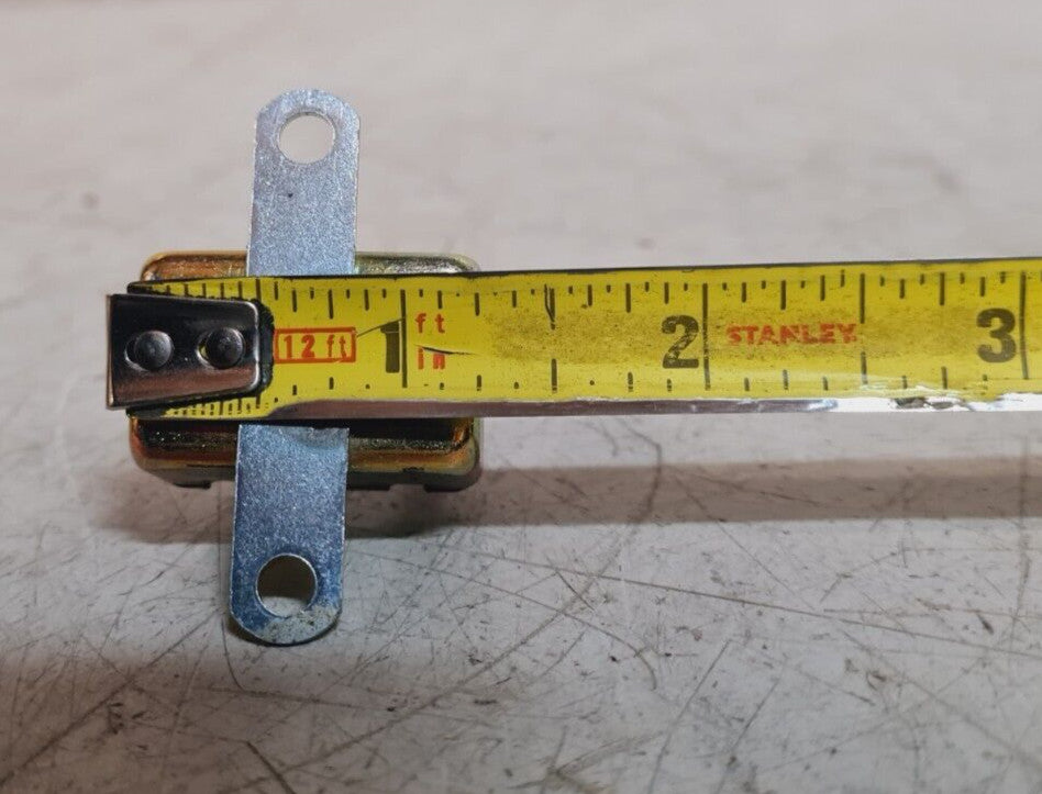 4 Qty. of Short Stop Circuit Breakers 2V R50 30A (4 Qty)