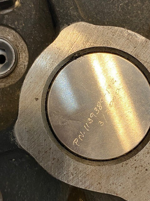 Gearbox 1139389-192 | 10-1/2" L 7" W 6" H 13mm Bolt Holes 30mm Bore 27-Spline