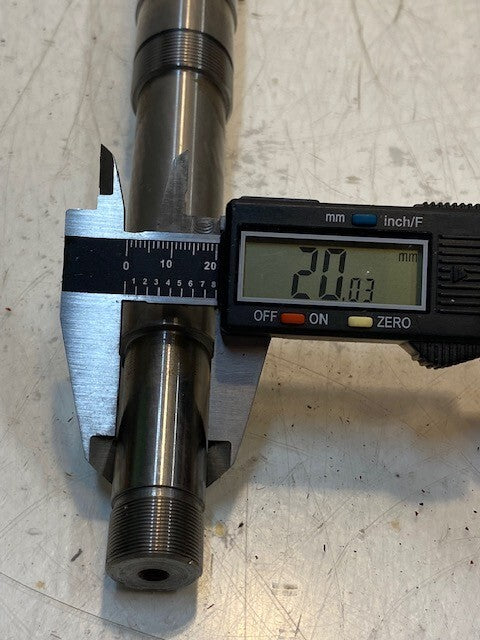 Ball Screw Actuator Assembly 18" L 20mm Thread 70mm OD 32mm Thread