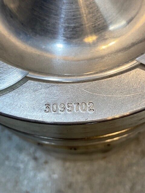 Cummins Piston 3095702 | JEP84621 | 5-1/4" Dia 6-1/4" Tall