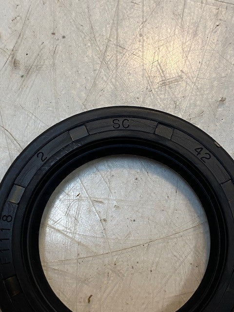 12 Quantity of TTO F1118 Oil Seals 62mm OD 40mm ID (12 Quantity)