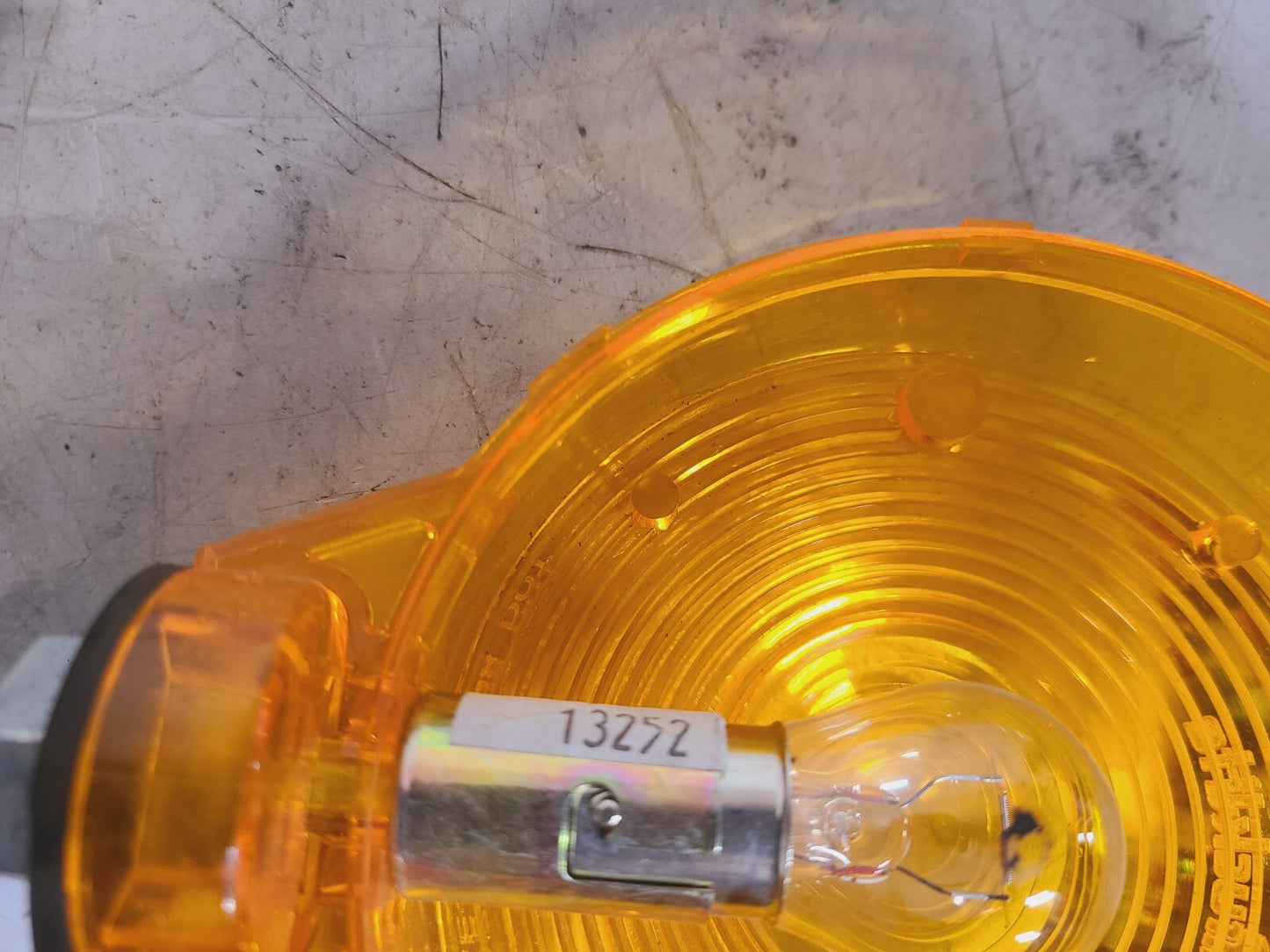 Truck-Lite Yellow Round Directional Light & Wire 13252