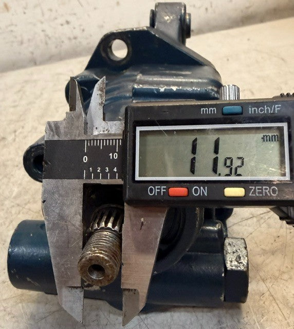 Industrial Hydraulic Vane Pump Assembly High Pressure Fluid 1C13879 Equipment