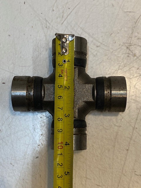 Precision Universal Joint 464 | 4-1/8" Wide 35mm OD