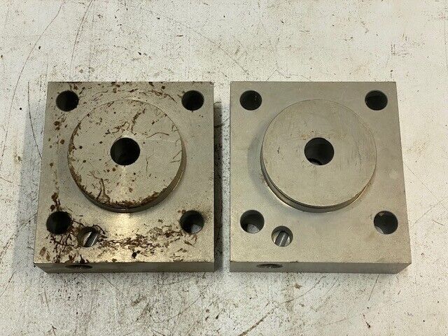 2 Qty of Hydraulic Flange Block Valves 6-5/8" x 6" x 2"  17912-3 (2 Quantity)