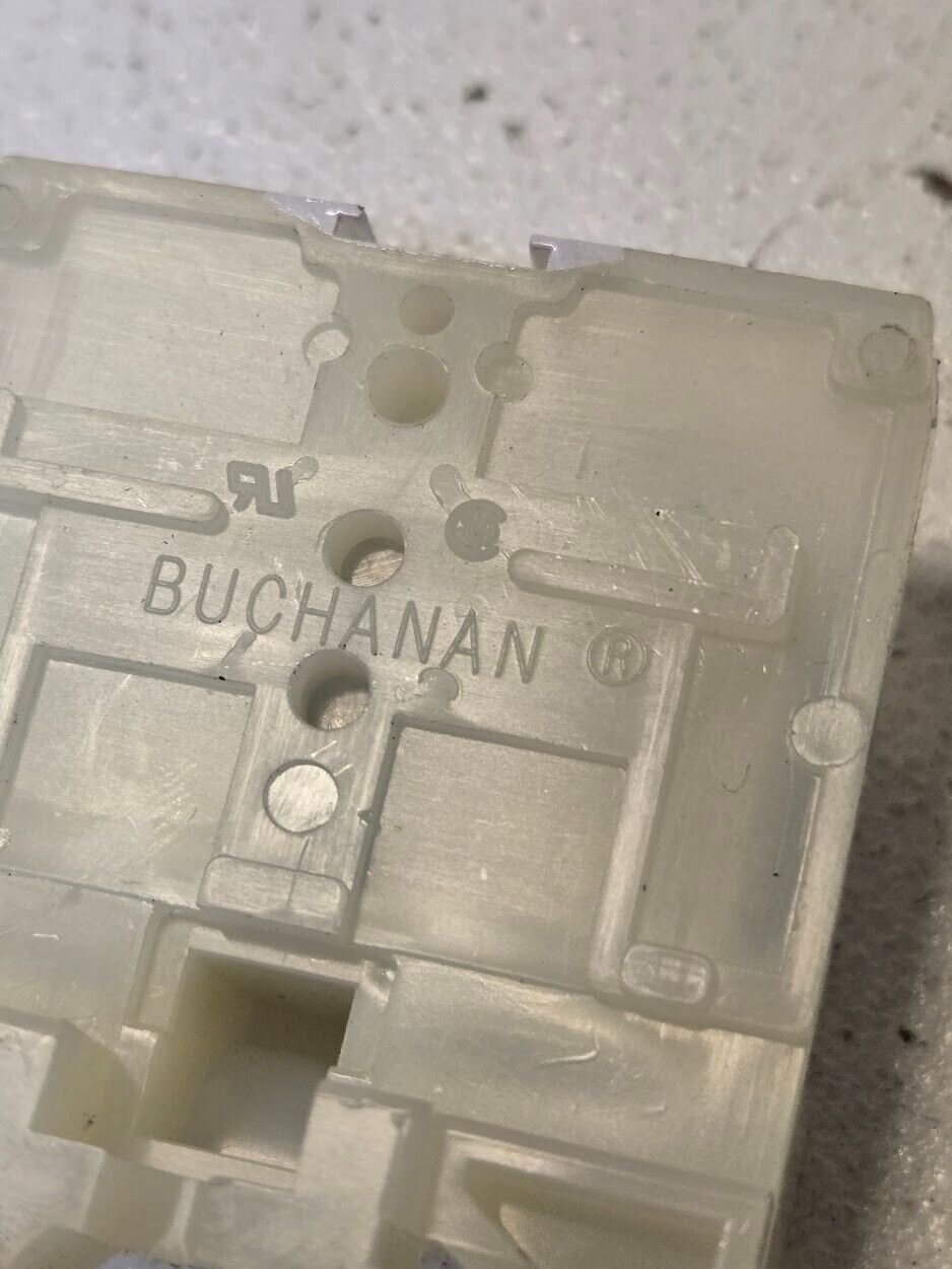 7 Quantity of Buchanan Terminal Blocks 824 (7 Quantity)