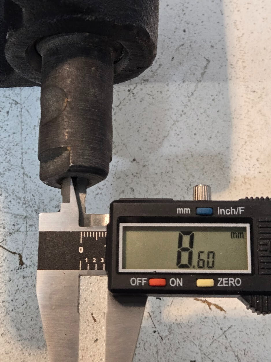 Front Spring Hanger Bracket 1658157C3 for International | 0214K | AD1