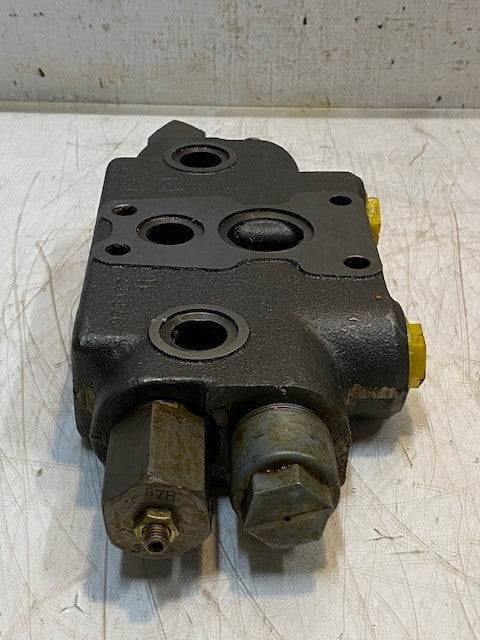 Hydraulic Directional Control Valve Section 976427