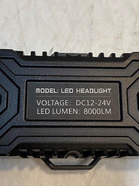 2 Quantity of LED Headlights DC12-24V 8000LM 6E (2 Quantity)