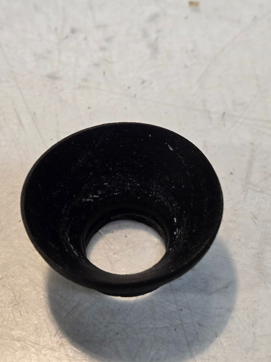 16 Quantity of Ford B5QH-3332-B Dust Covers for Tie Rod Ends FSCM 23040 (16 Qty)