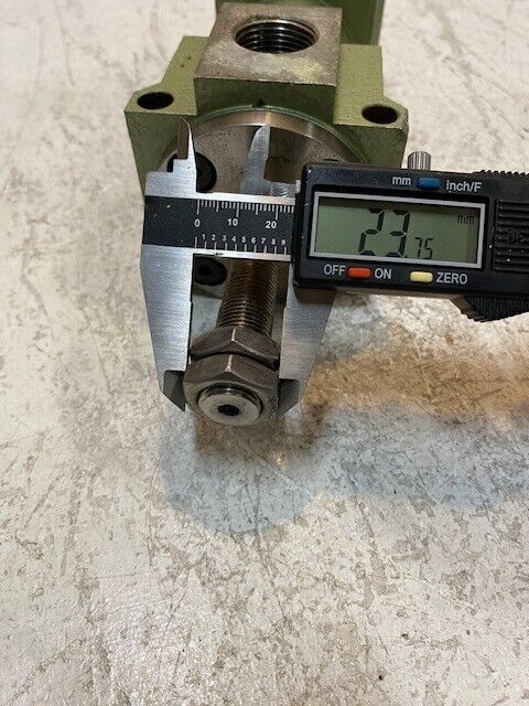 Hydraulic Cylinder 24mm Bore 11mm Holes 16mm Small End 20mm Big End