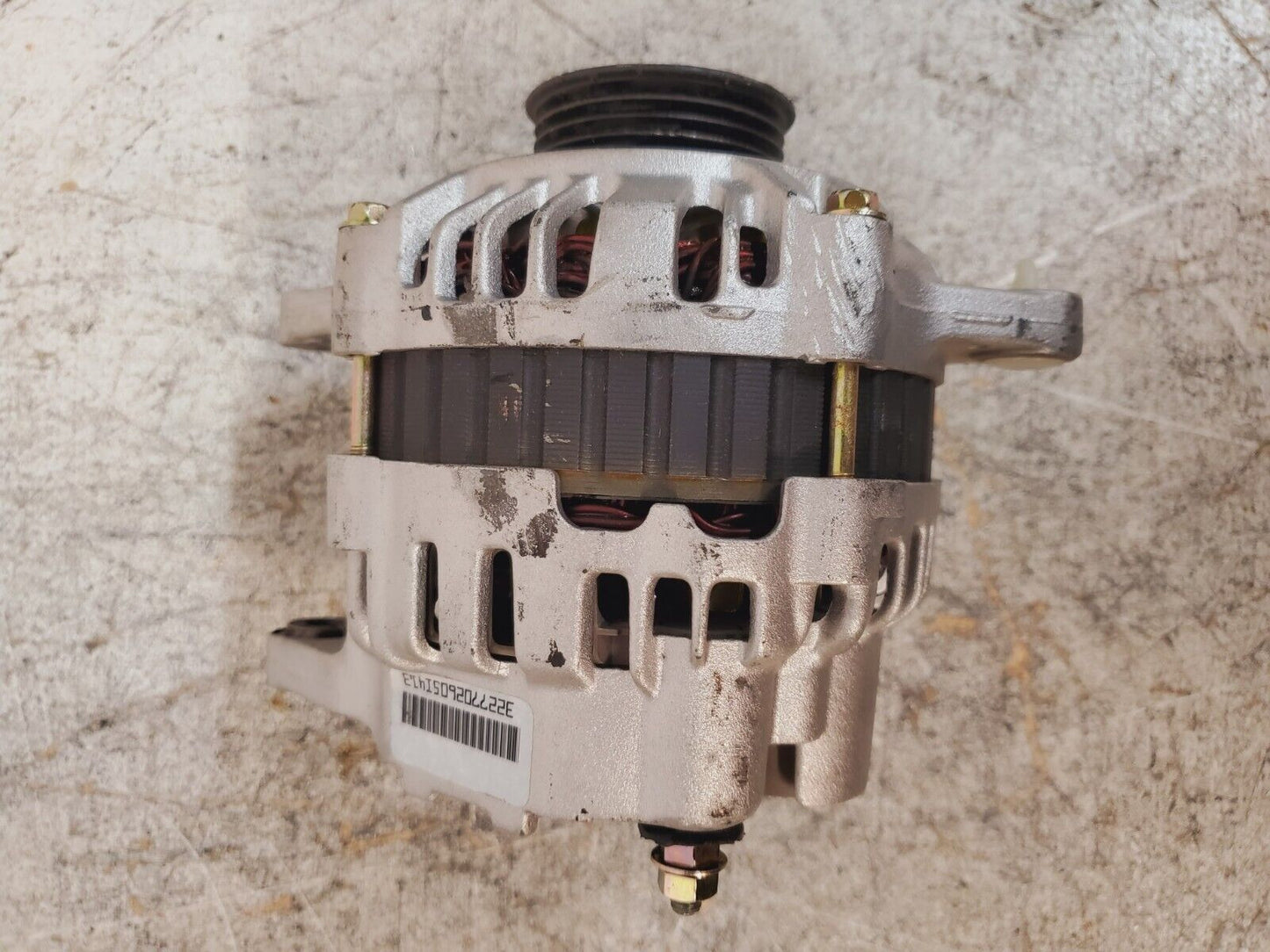 World Class Remanufactured Alternator 13277 32 | 3227702605I413