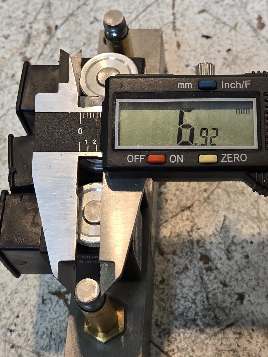 CFA Manifold Block and Solenoids 95-211N205-41 | 1/4" Pipe | 203 PSI | 24VAC 5W