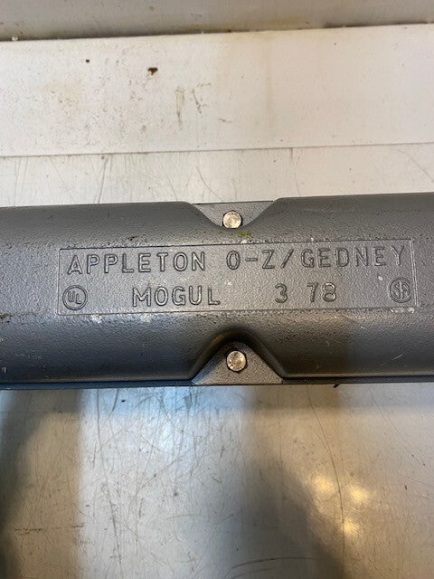 APPLETON O-Z/GEDNEY MOGUL 2 1/2 63 3 78 UB | 22-1/2" L 8-3/4" W 84mm Bore