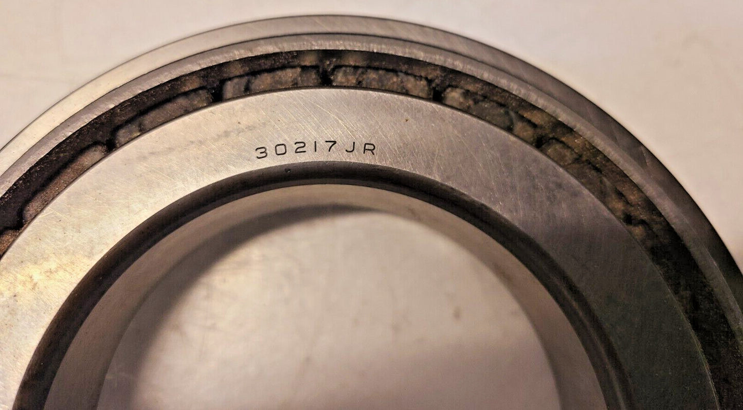Koyo Tapered Roller Bearing 30217 JR | 30217JR | B209