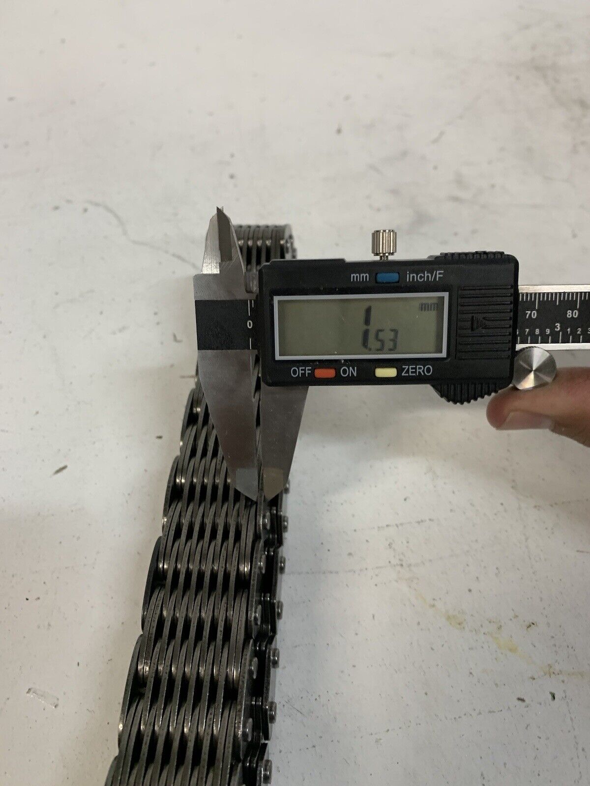 1304 Camshaft Crankshaft Chain About 32” Long Total - MEASUREMENTS PICTURED