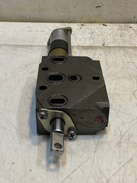 Hydraulic Directional Control Valve Section 3460409601 | 02-882 | H1497 | S4D7