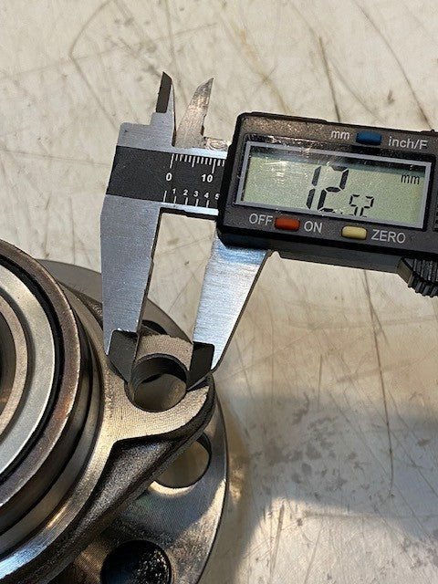 Front Wheel Hub Bearing Assembly 513017K | 29mm Bore 13mm Bolt Holes 4"x5"x5"