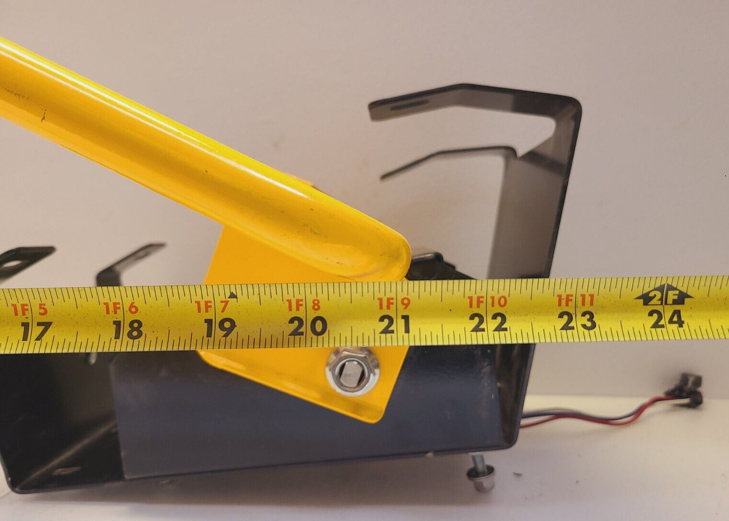 Electric Defender Series Crossing Arm Base 078114