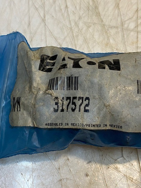 Bag of 13 Eaton 317572 Standard Pintle Needle Bearings 18x22x16mm