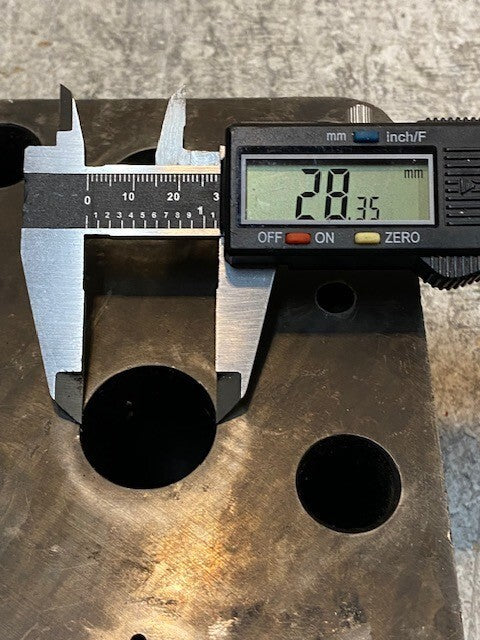 Hydraulic Pump Valve Accum PR Tank 22mm Bore 8-5/8" L 4-3/4" W 2-3/4" H