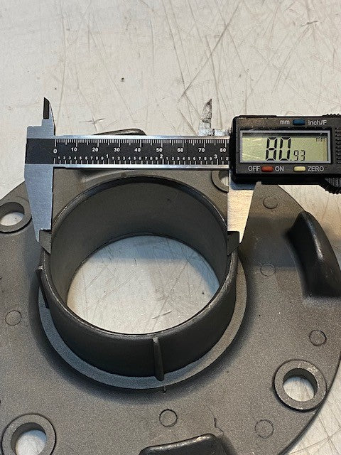 Grainger Cortina Aluminum Base 8" Dia. 81mm Bore 16mm Holes