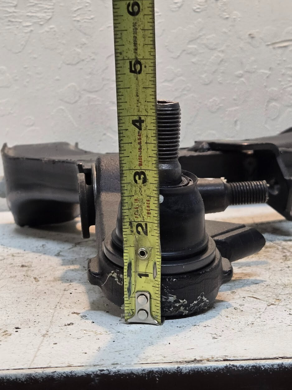 Lower Control Arm 186C3 and Mounting Bracket 15165144 for Chevy Trailblazer