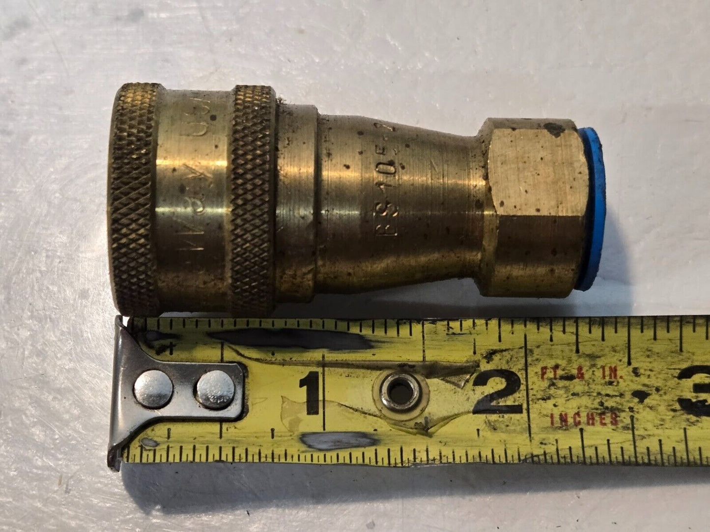 4 Quantity of Safeway BS105-2 3/8" Quick Connect Couplings 1/4" NPT (4 Quantity)