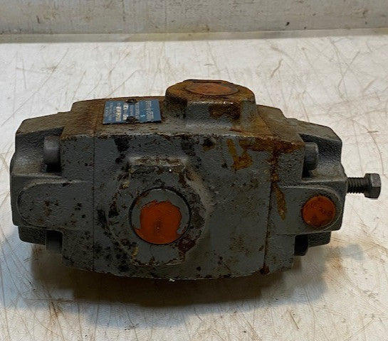 Sperry Vickers RT 06B223 Pressure Control Valve