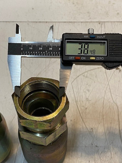 2 Qty of JJ201 Hydraulic Hose Crimp Fittings 5" H 38mm Thread 24mm ID (2 Qty)