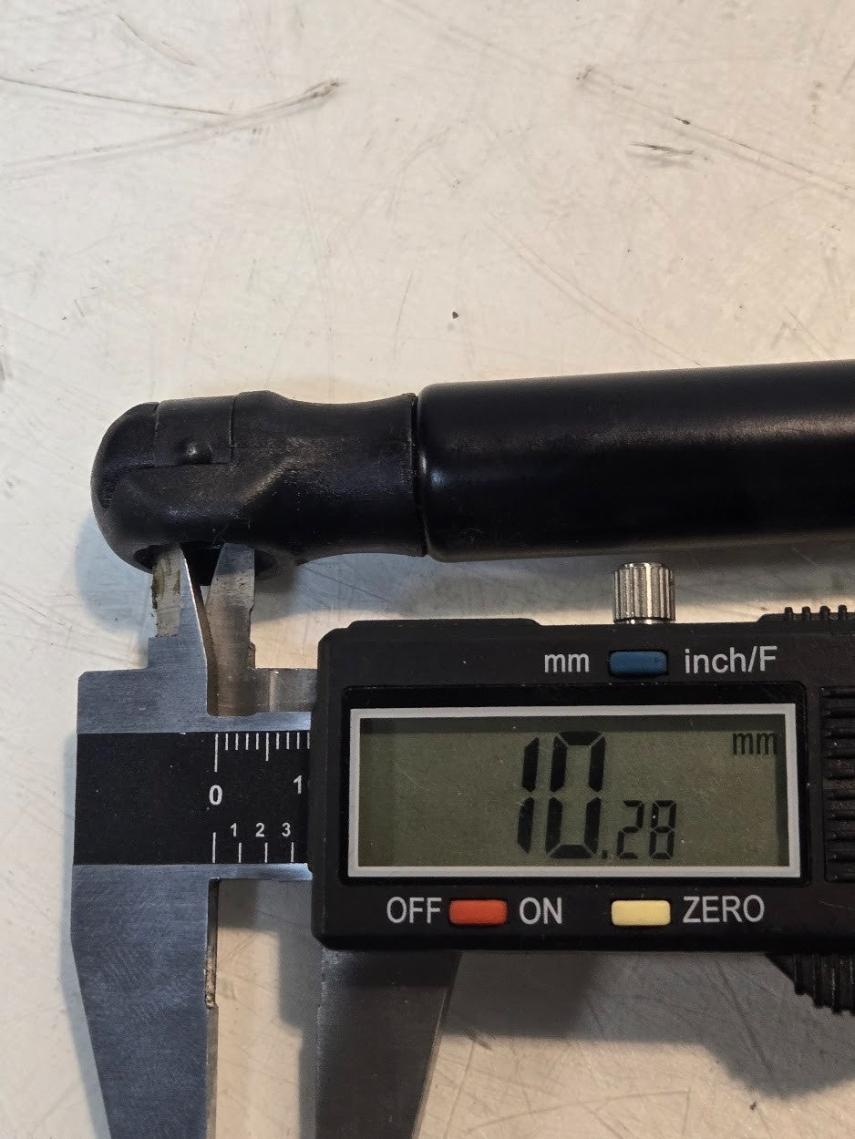 3 Quantity of SpringLift 8376IA Gas Springs 0370N 144/13 B 27 SL34-80-1 (3 Qty)