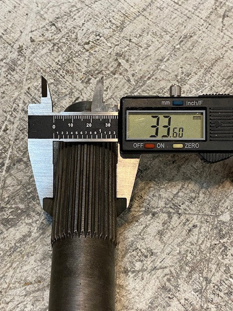 Axle Shaft 5-Lug 31-Spline 33" Long 34mm Shaft Dia. 34mm End 16mm Lug Holes