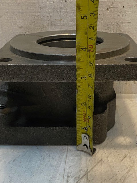 Hydraulic Pump Shaft End Cover 72mm Bore 7" Long 5-3/4" Wide 3-5/8" Tall