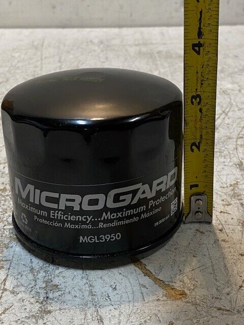 12 Quantity of Microgard MGL3950 Oil Filters (12 Quantity)