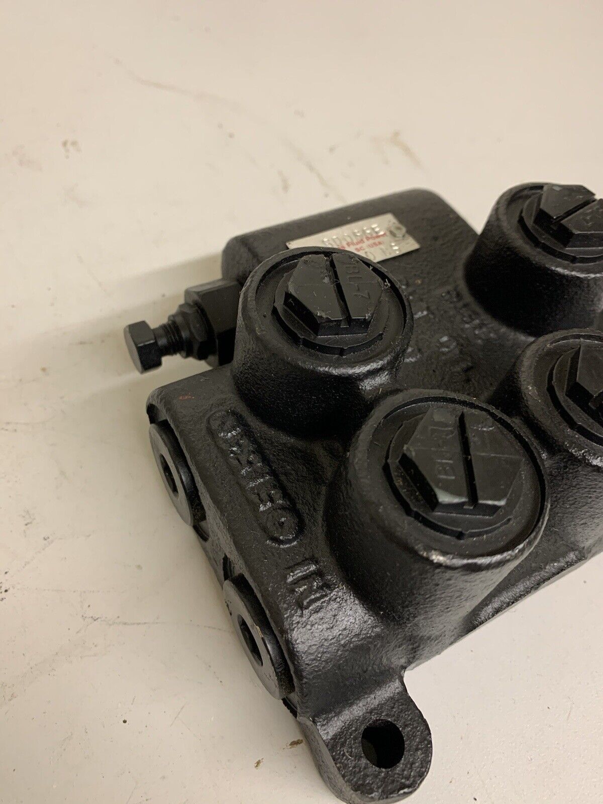 Danfoss 1480 Series Directional Control Valve SD066E