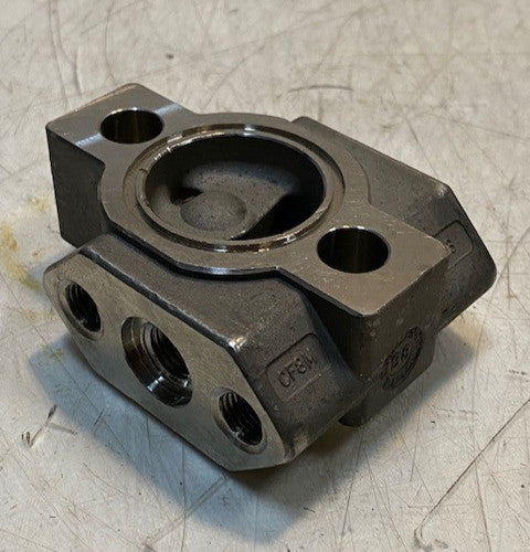 Hydraulic Valve Body Manifold CF8M 316 | 3-1/4" Long 2-3/8" Wide 34mm Bore