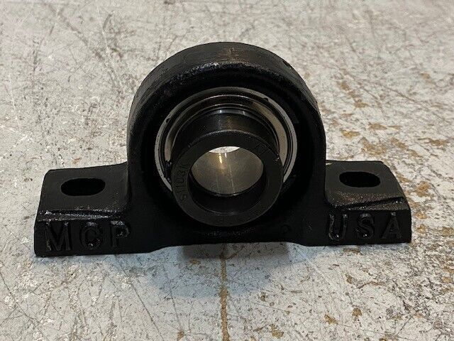 AGRI RAK 1 1/4" R Cast Iron Pillow Block 1-1/4" Bore w/ 62mm Outer