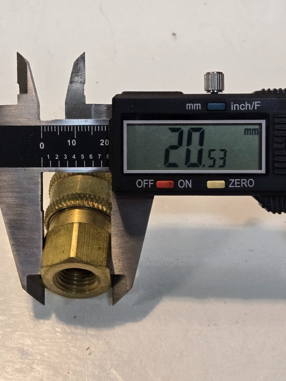 16 Quantity of Perfecting Coupling Series E 1/4" Quick Couplings FNPT (16 Qty)