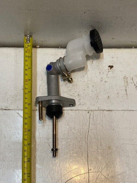 Duralast 800089 Clutch Master Cylinder AM-81