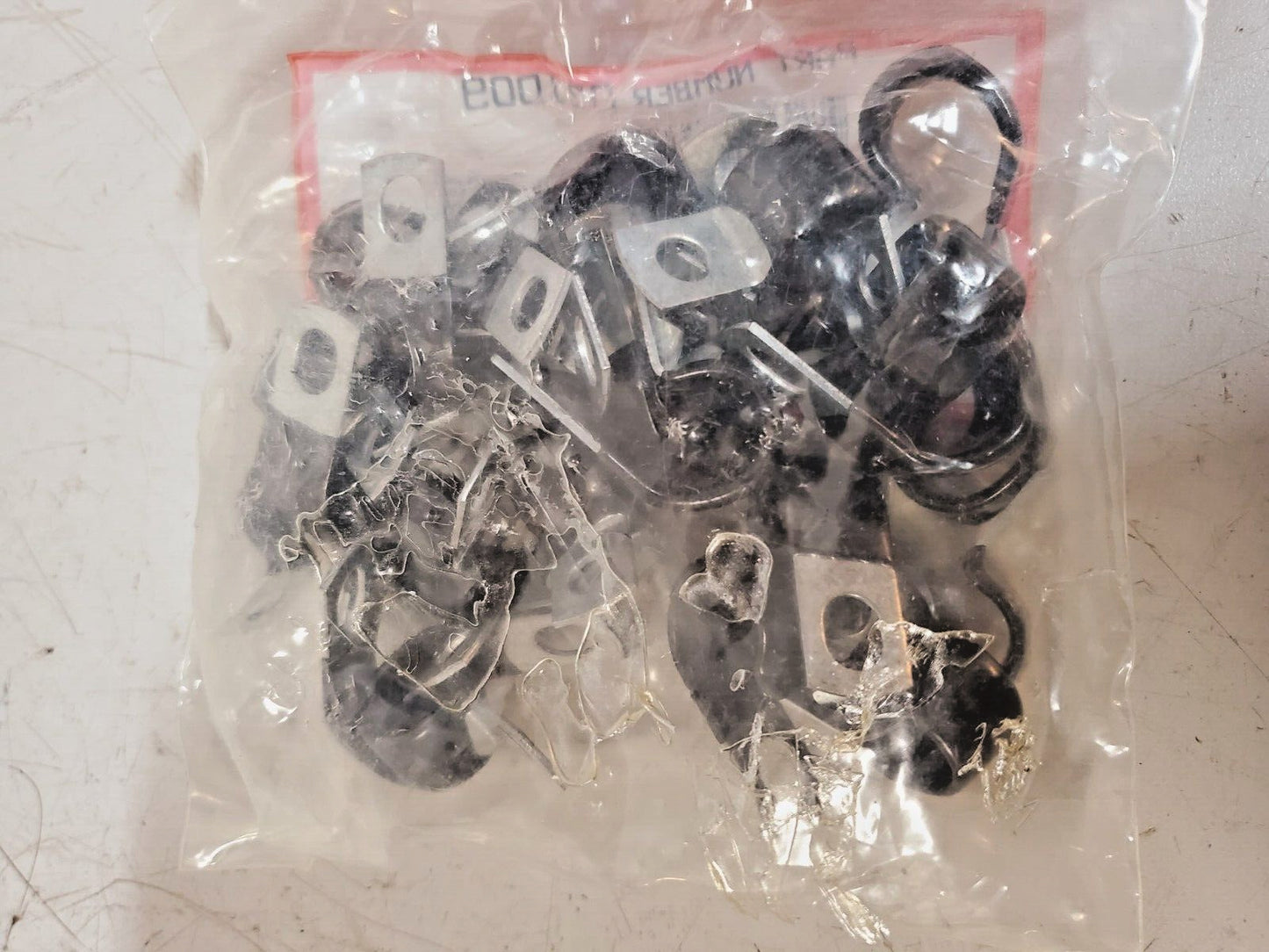 2 Packs of 25 Units of Velvac Tube Clips 021009 (50 Total Qty)