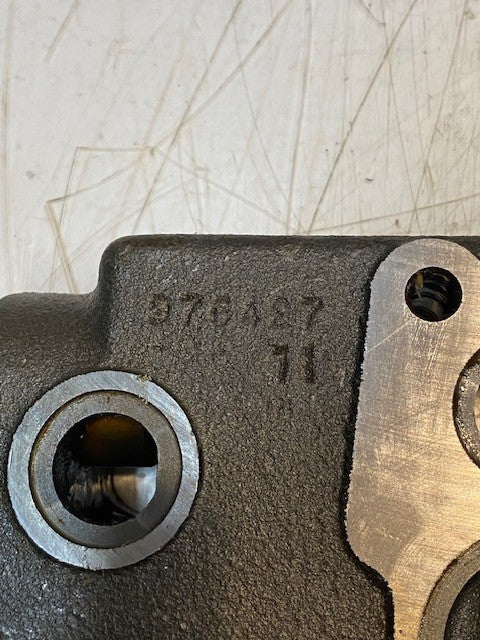 Hydraulic Directional Control Valve Section 976427