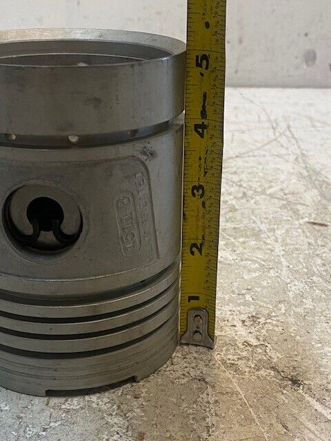 Zollner Heavy Duty Piston & Pin 1511-B | CAM-F4 | 260134-AS 5" Tall 3-3/4" Wide