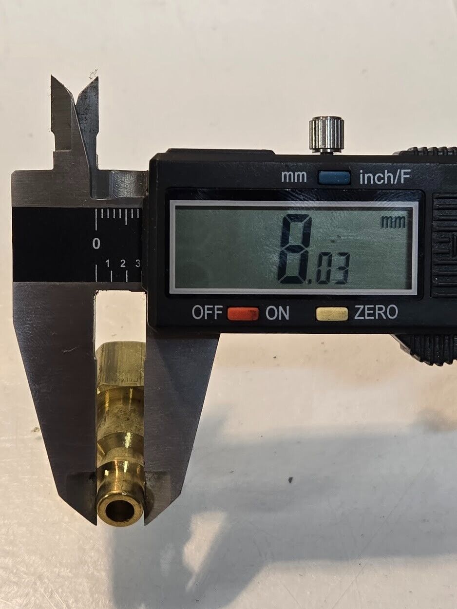 21 Quantity of Foster 11-3B 1/4" Male Quick Connect Couplers 1/4" FPT (21 Qty)