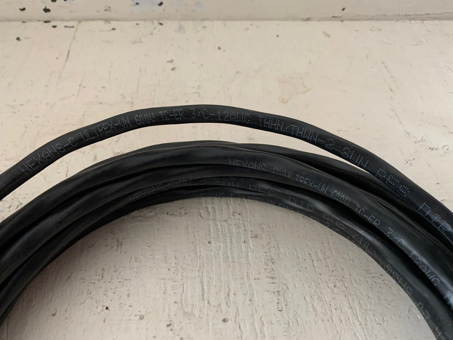 Nexans-C Ultrex-VN 600V TC-ER 3/C-12AWG Cable With Alligator Clips THHN-THWN