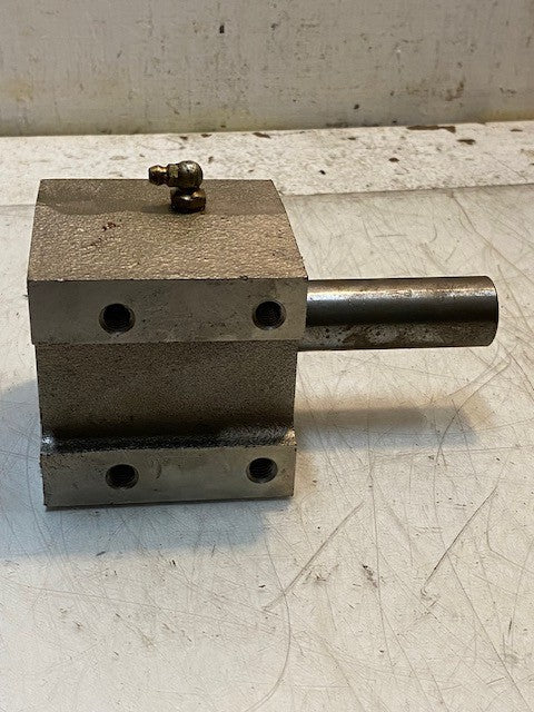 Overhung Load Adapter HD1 25mm Shaft OD 25mm Bore 10mm Holes 6" L 3-1/16" W